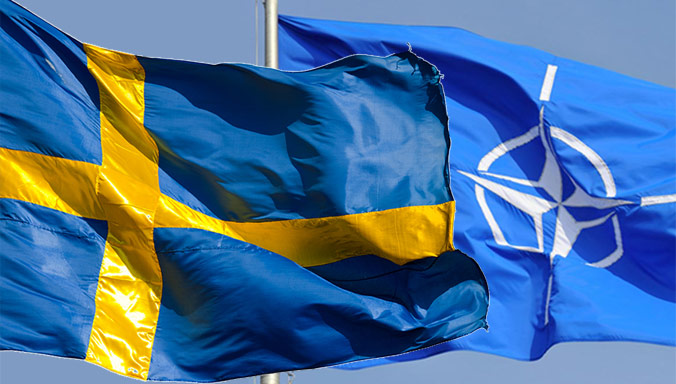20150612_150612-nato-swedish-flag